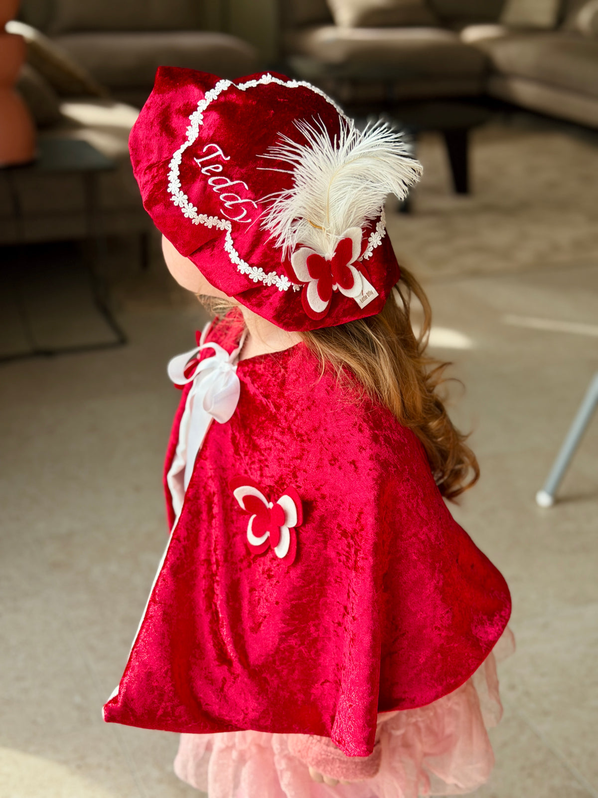 Luxe pietencape rood met vlinders 