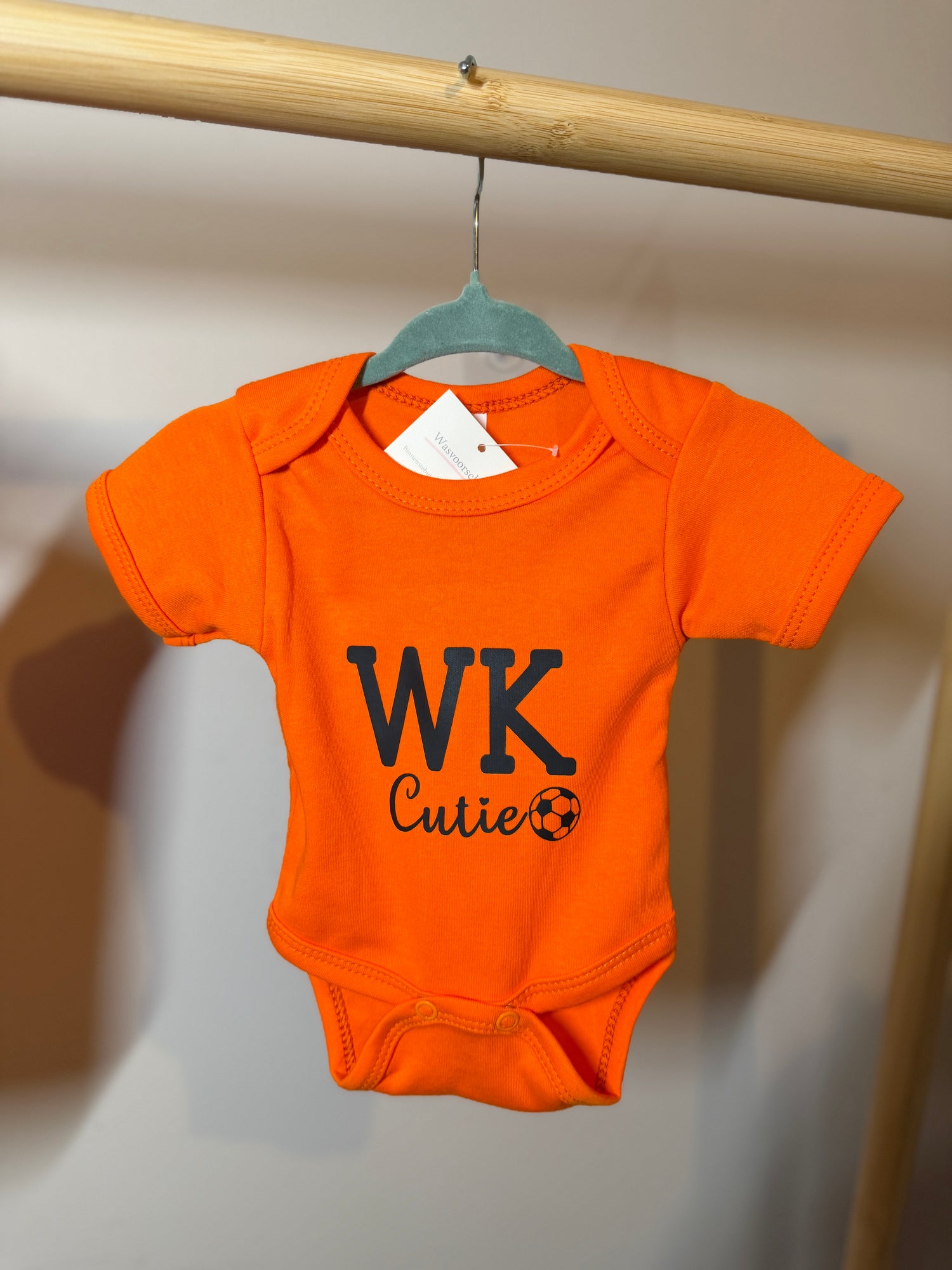 WK Cutie romper | Oranje